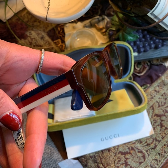 Authentic GUCCI 56 Rectangular Acetate logo UNISEX Sunglasses - Picture 13 of 14